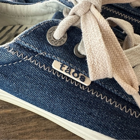 Taos size 8 Blue Denim Plim Soul Sneakers Shoes Casual - Picture 2 of 8